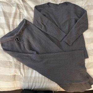 Charcoal Ribbed Knit Pullover